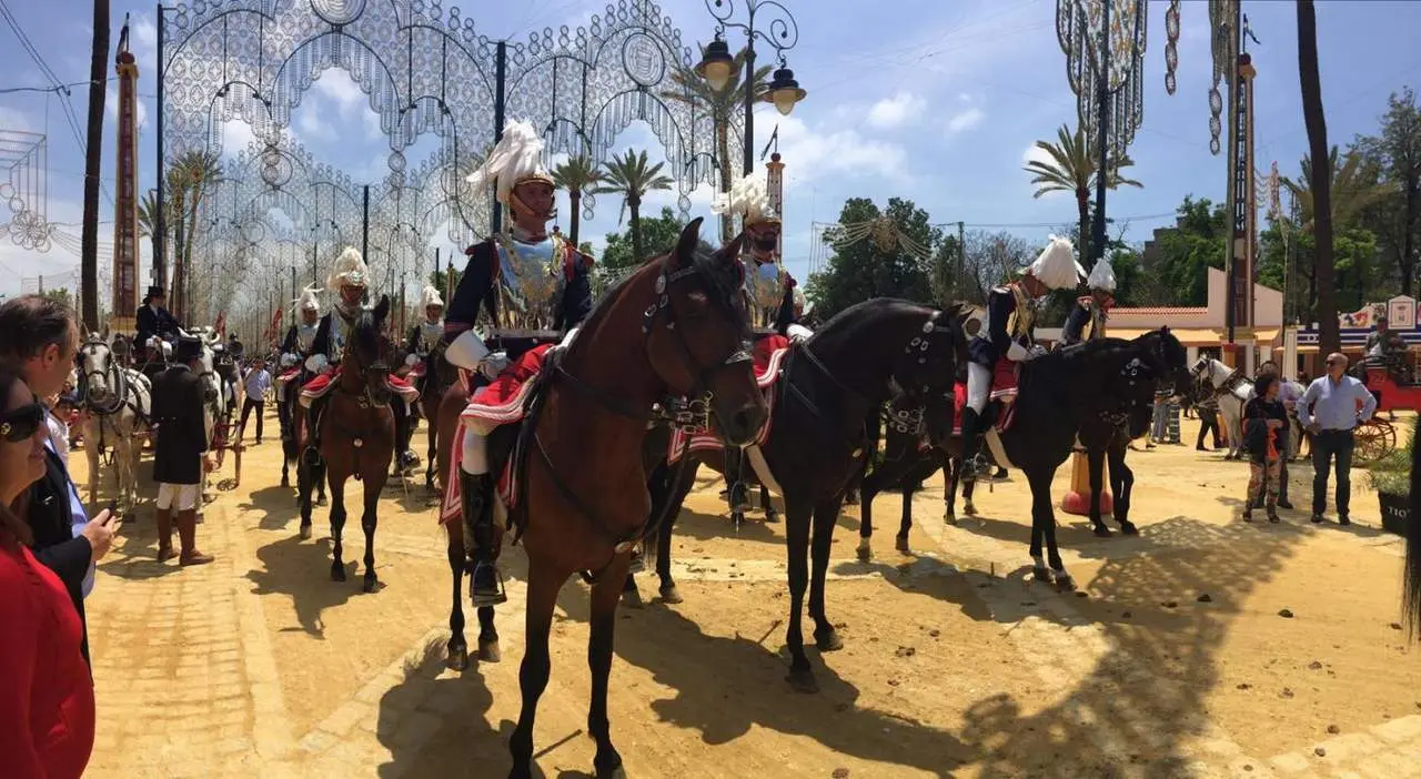  La parada h&iacute;pica de la Guardia Real en Jerez - Jim&eacute;nez 