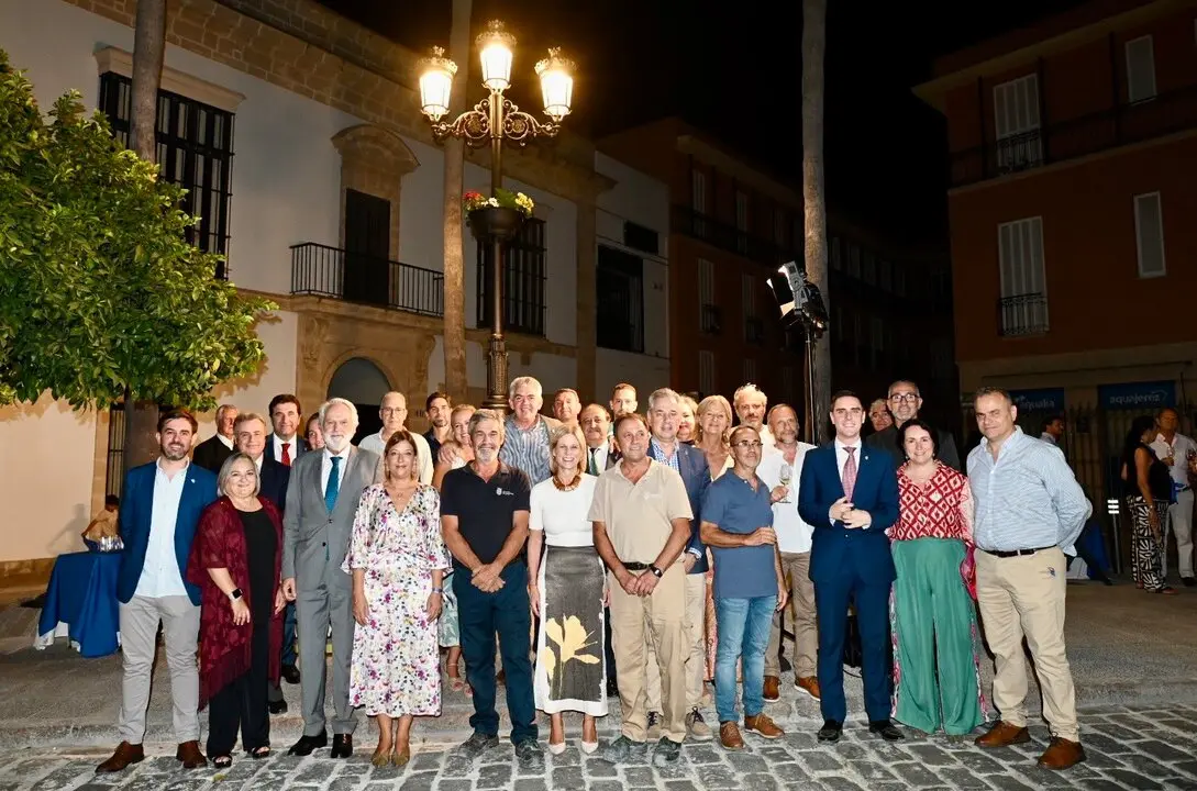  Inauguraci&oacute;n de la farola conmemorativa. | Jerez.es 
