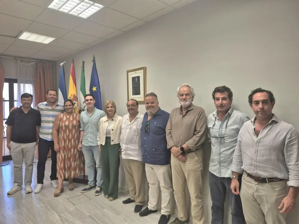  Los caseteros en una imagen de archivo de la reuni&oacute;n con la alcaldesa la pasada primavera. | jerez.es 