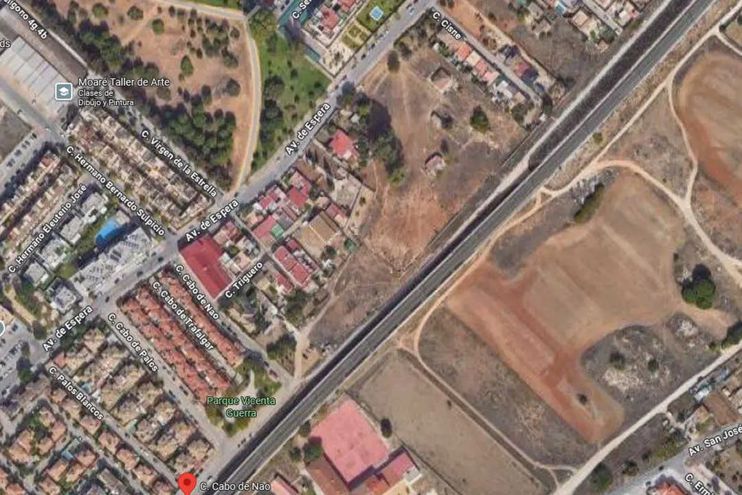  , la actuaci&oacute;n se centrar&aacute; en los terrenos situados junto al Camino de Espera limitando con la calle Cabo de Nao. | Google Maps 