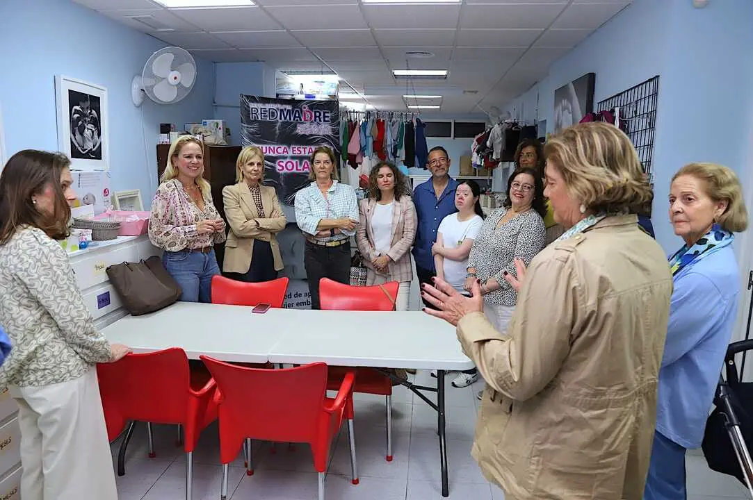  Garc&iacute;a-Pelayo, en su visita a Red Madre Jerez. | Viva Jerez. 