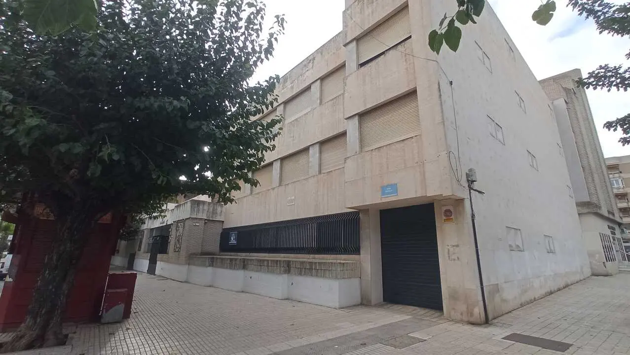  Edificio anexo a la iglesia de Capuchinos cuya venta se ultima. | F.C.A. 