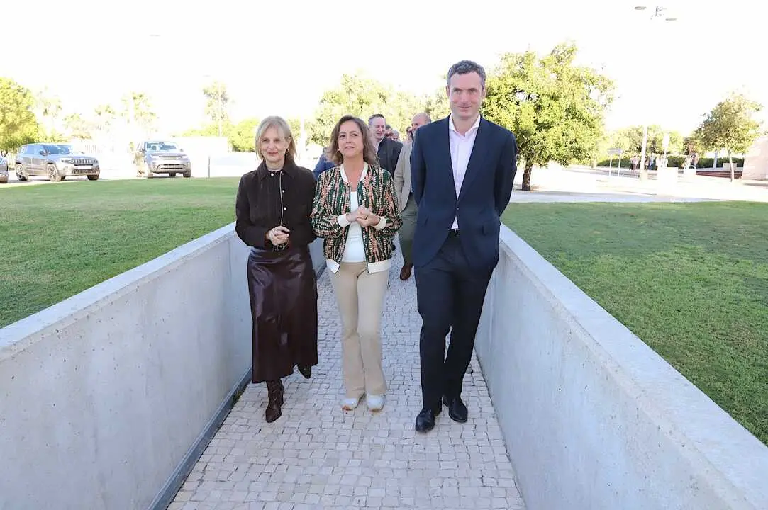  El presidente de Asaja C&aacute;diz, Jos&eacute; Pravia, junto a la alcaldesa y la consejera. | jerez.es 