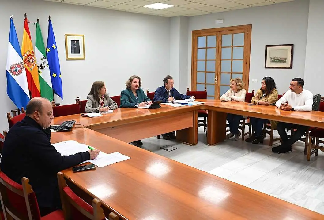  El consejo de administraci&oacute;n de Emuvijesa, donde se ha aprobado la decisi&oacute;n. |  jerez.es 