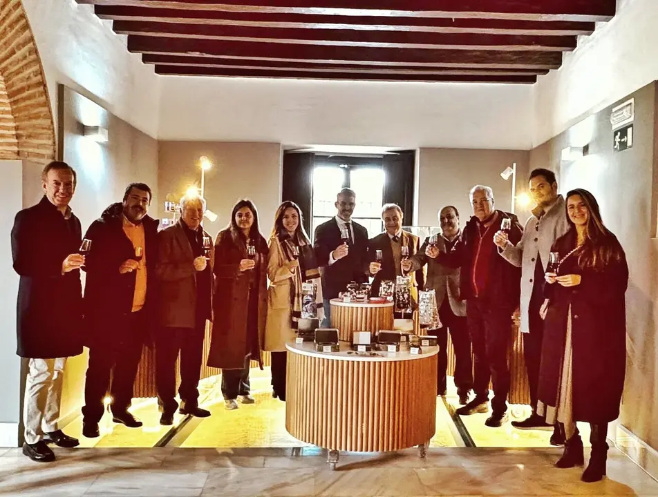  Inauguraci&oacute;n de la tienda de regalos del Alc&aacute;zar. |  jerez.es 