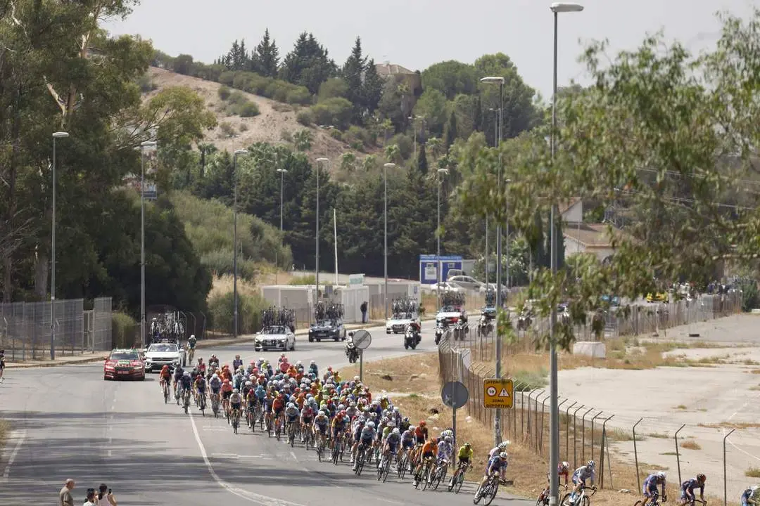  As&iacute; fue la salida de La Vuelta desde Jerez el pasado 2024. 