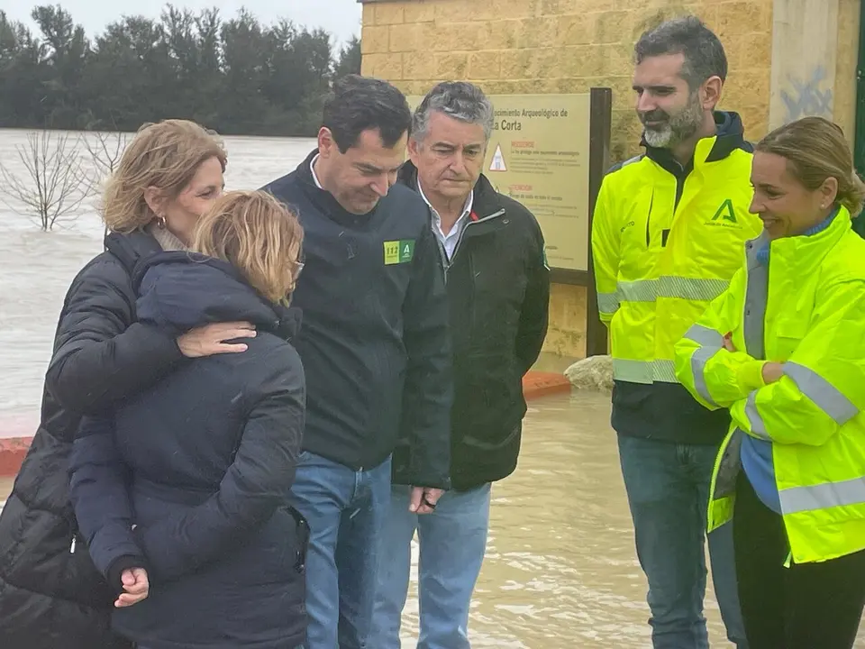  Juanma Moreno durante su visita ayer a Jerez. |  Jim&eacute;nez 