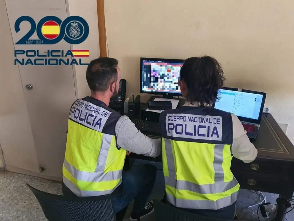  Agentes de Polic&iacute;a Nacional especializados en ciberdelincuencia. - VIVA 