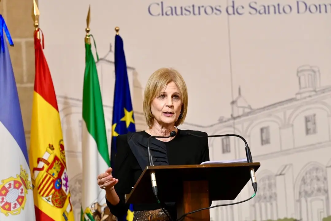  La alcaldesa de Jerez, Mar&iacute;a Jos&eacute; Garc&iacute;a-Pelayo, interviniendo este lunes en un acto de la FEMP en Jerez. |  FEMP 