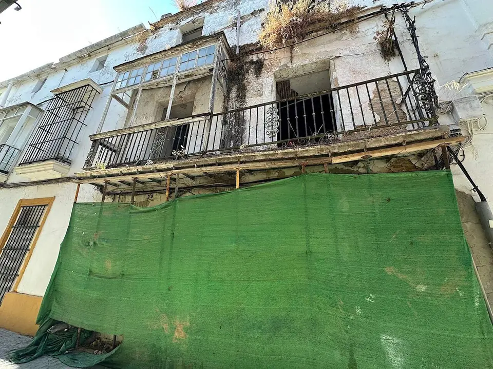  El inmueble de la Calle Francos 29 que sale a licitaci&oacute;n. |  jerez.es 