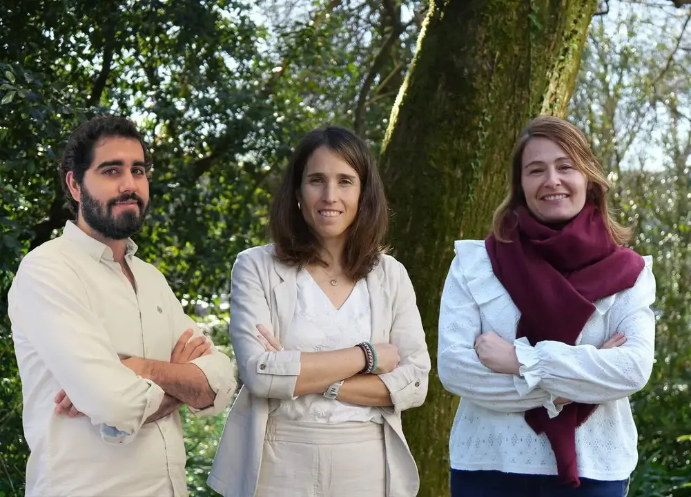 Fernando Mar&iacute;a de Villar Rosety, Leire Labaka y Josune Hernantes, participantes en el proyecto. | Europa Press.
