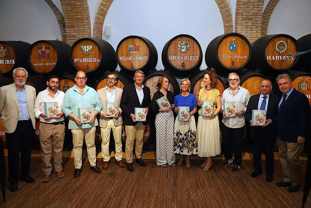  Imagen de la presentaci&oacute;n de la obra Jerez en la mesa. | jerez.es 