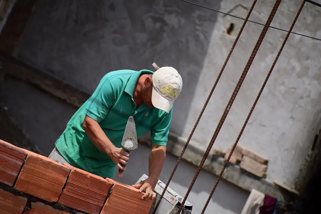  Un trabajador del sector de la construcci&oacute;n. | EP. 