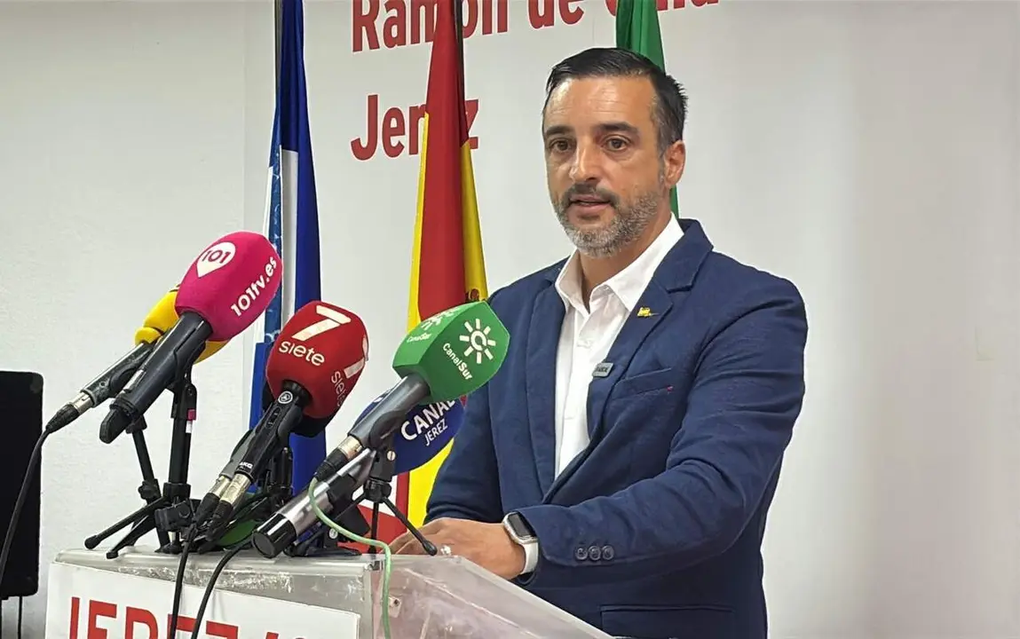  Jos&eacute; Antonio D&iacute;az en rueda de prensa. |  PSOE 