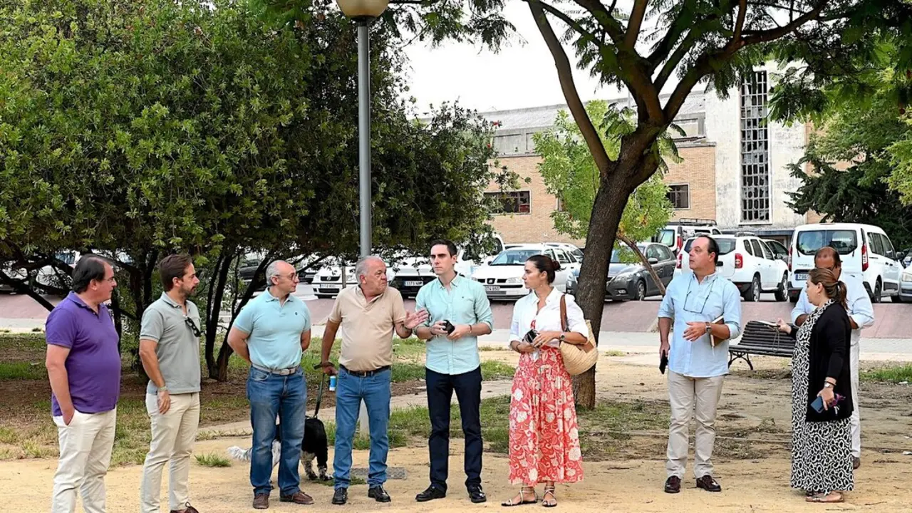  Jaime Espinar, en su visita a Jardines de Tempul. | Viva Jerez. 