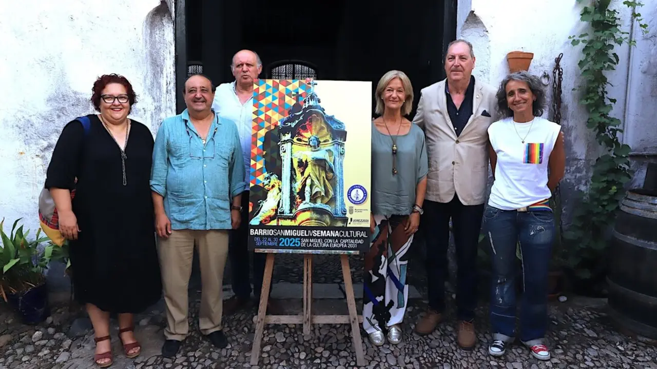  Carmen Pina y Paco Zurita en la presentaci&oacute;n de La Semana Cultural de San Miguel. | jerez.es 