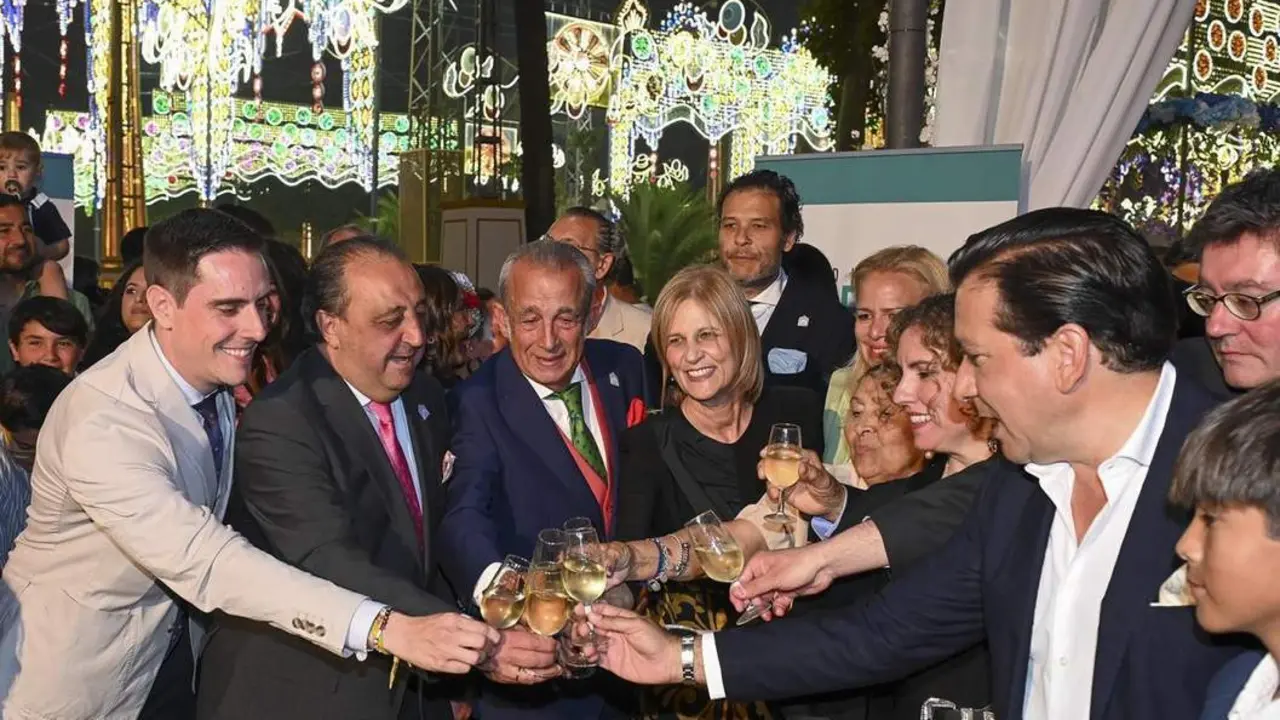  Brindis durante la inauguraci&oacute;n de la Feria del Caballo - jerez.es 