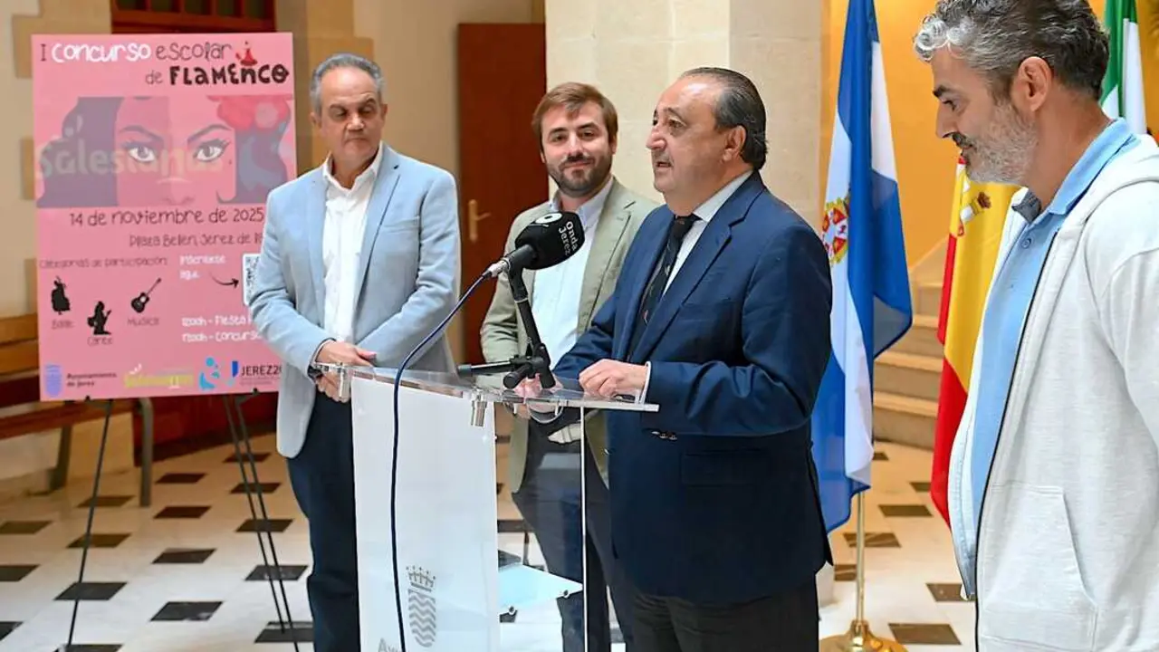  Francisco Zurita, en la presentaci&oacute;n de este certamen. | Viva Jerez. 