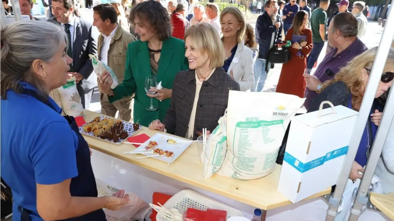 La alcaldesa de Jerez, Mar&iacute;a Jos&eacute; Garc&iacute;a Pelayo, visita 'Saborea C&aacute;diz, saborea tu provincia' | AYUNTAMIENTO DE JEREZ DE LA FRONTERA