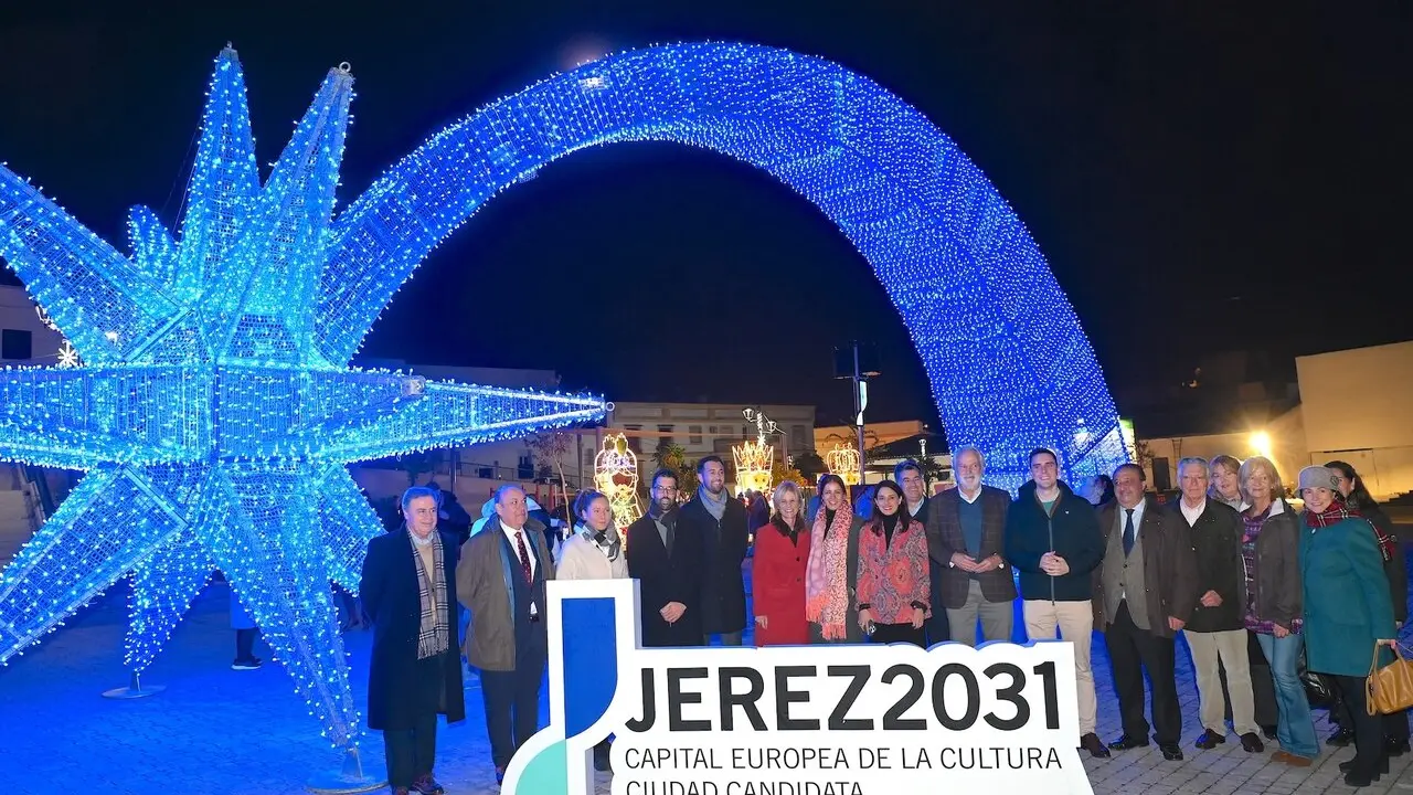  La Estrella de Oriente que ilumina la plaza Bel&eacute;n. |  Jerez.es 