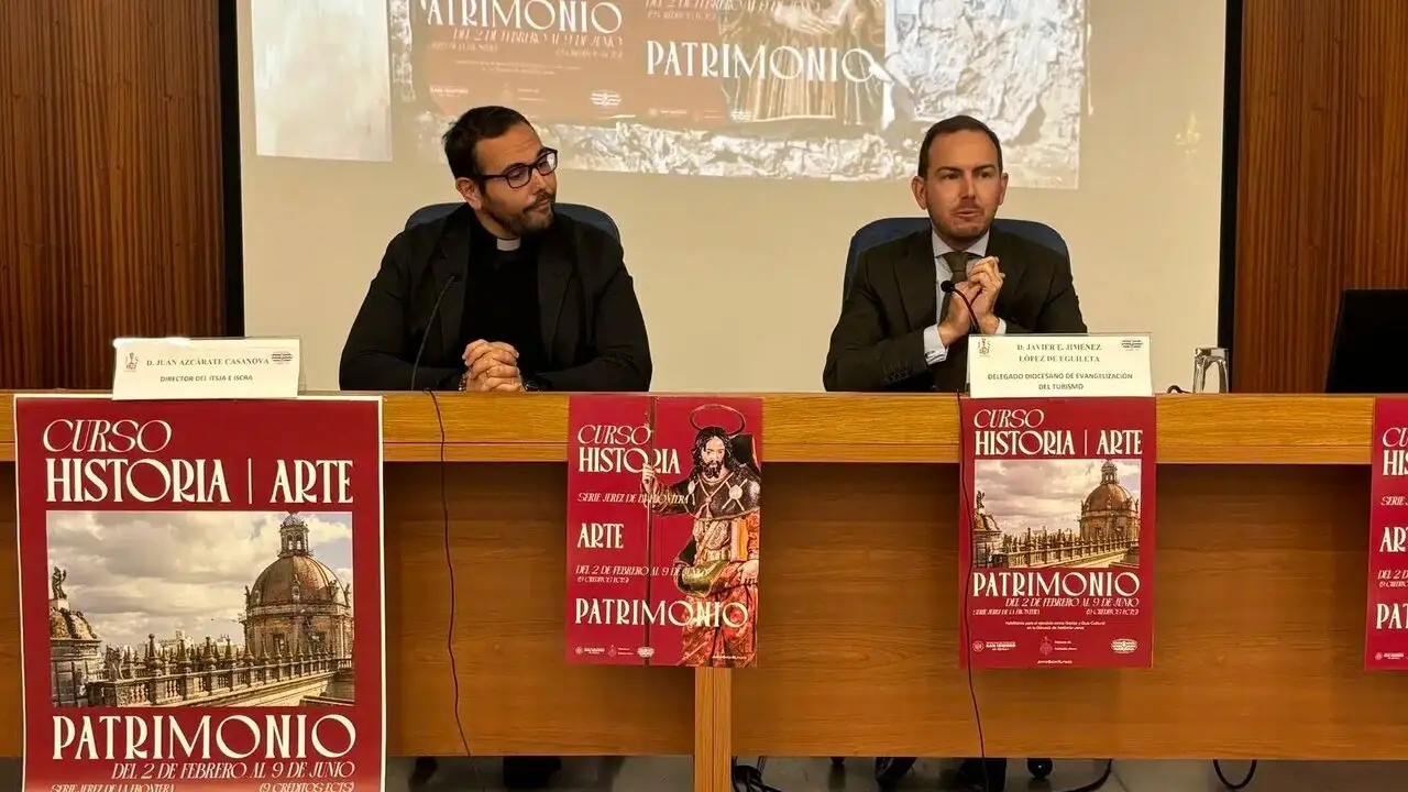  Juan Azc&aacute;rate y Javier Jim&eacute;nez, en la presentaci&oacute;n de los cursos. | Viva Jerez. 