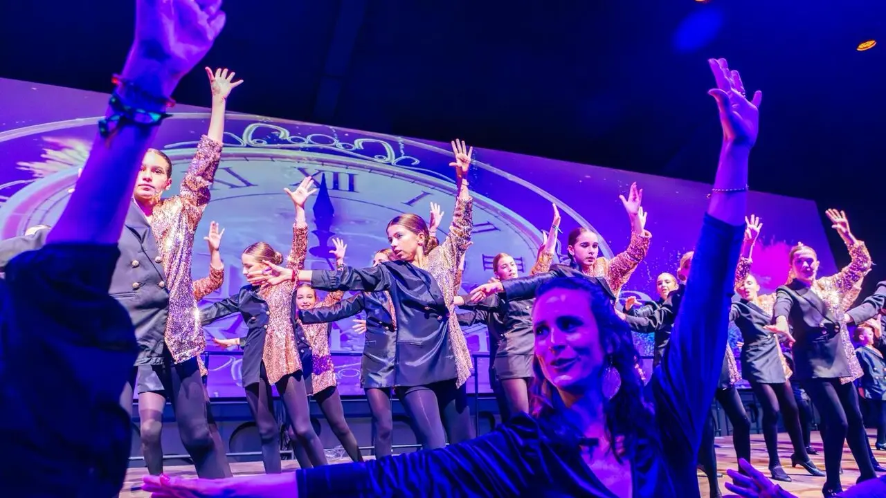  Uno de los n&uacute;meros musicales interpretados en la gala solidaria de Fredes Insa. |  Cedida 