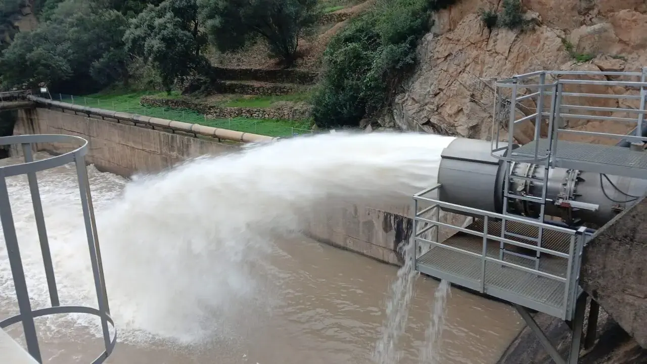 Desembalse en el pantano de Almod&oacute;var, en Tarifa | Junta de Andaluc&iacute;a