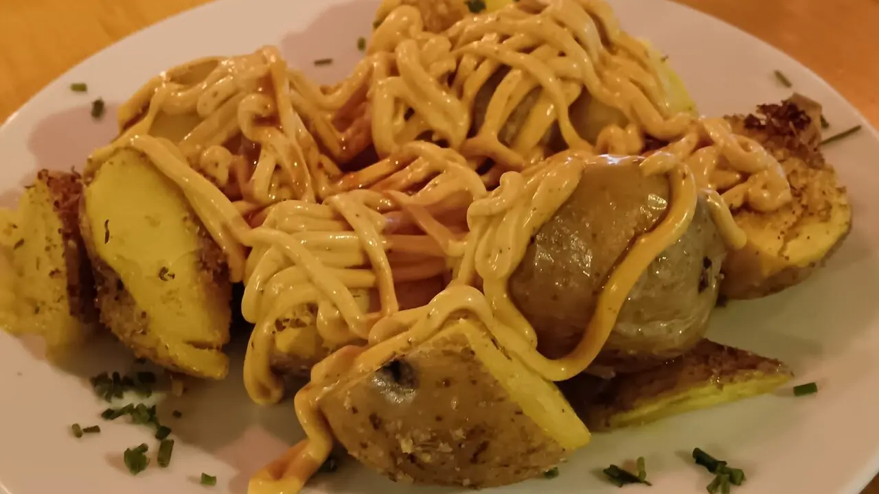  Las patatas bravas del 4 latas 