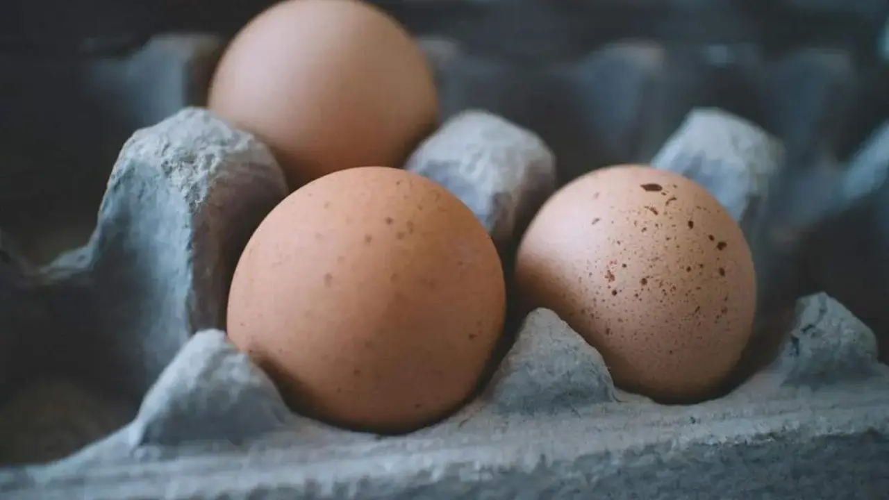 Huevos en una imagen de archivo. | Pexels - Monserrat Sold&uacute;