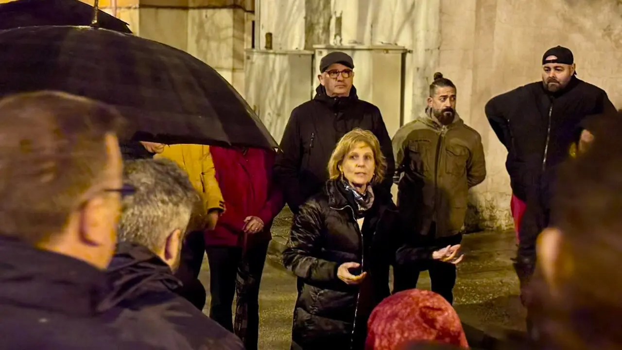  La alcaldesa con los vecinos de La Liberaci&oacute;n. |  Jerez.es 