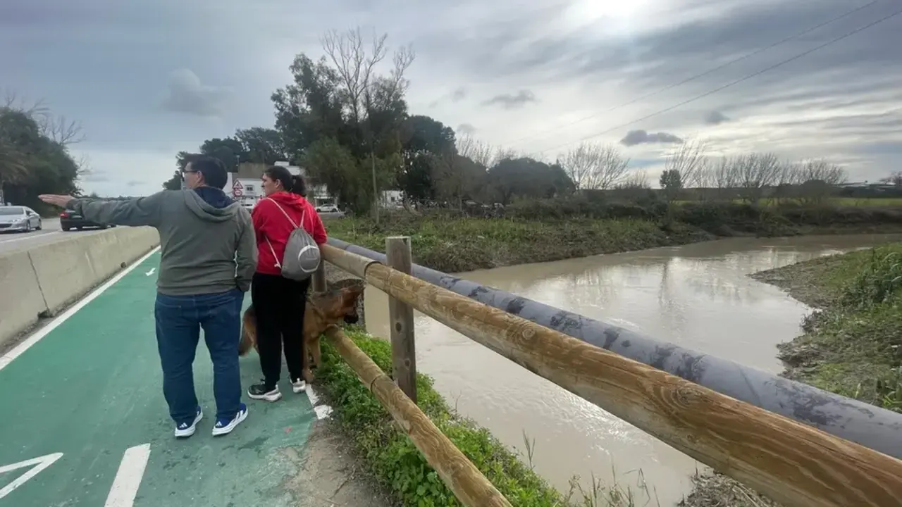 Las viviendas de La Corta que permanec&iacute;an anegadas este domingo por la crecida del Guadalete. | Jim&eacute;nez