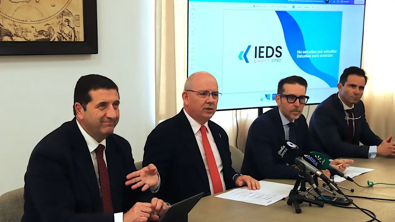  Presentaci&oacute;n del Instituto<br>Empresarial de Desarrollo del Sur (IEDS) en la C&aacute;mara de Comercio de Jerez |  Viva 