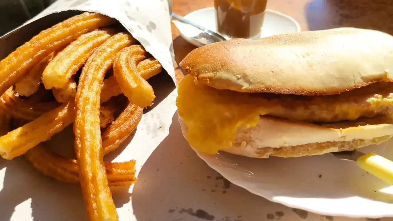  Los desayunos de El Lobo 