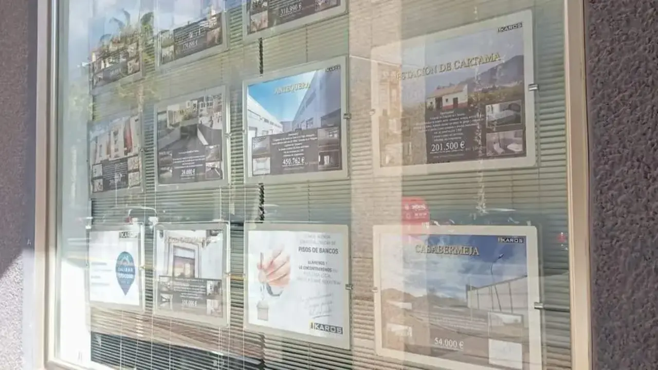 Ofertas en una inmobiliaria de M&aacute;laga. | Arroyo
