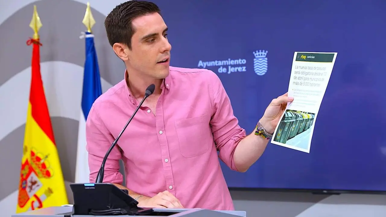  Jaime Espinar, en rueda de prensa. | Viva Jerez. 