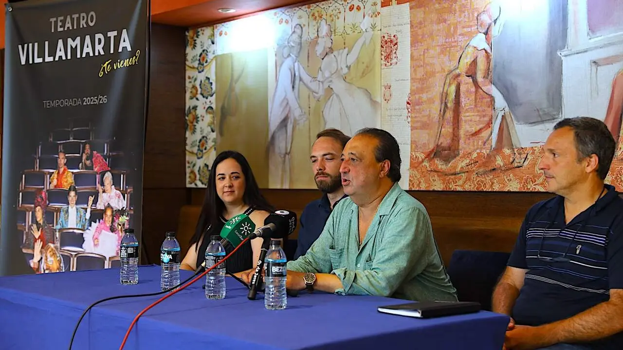  Francisco Zurita, junto a Carlos Granados, director del Teatro Villamarta. | Viva Jerez. 