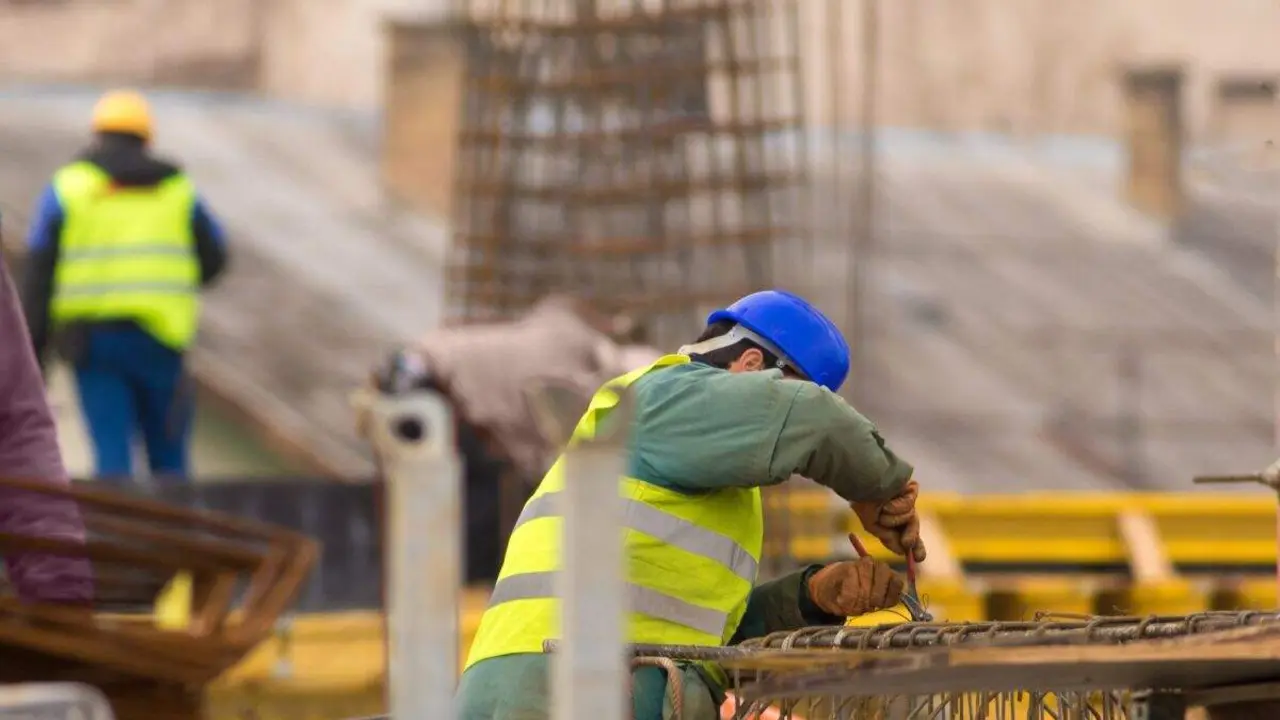  Trabajadores del sector de la construcci&oacute;n. | Viva Jerez. 