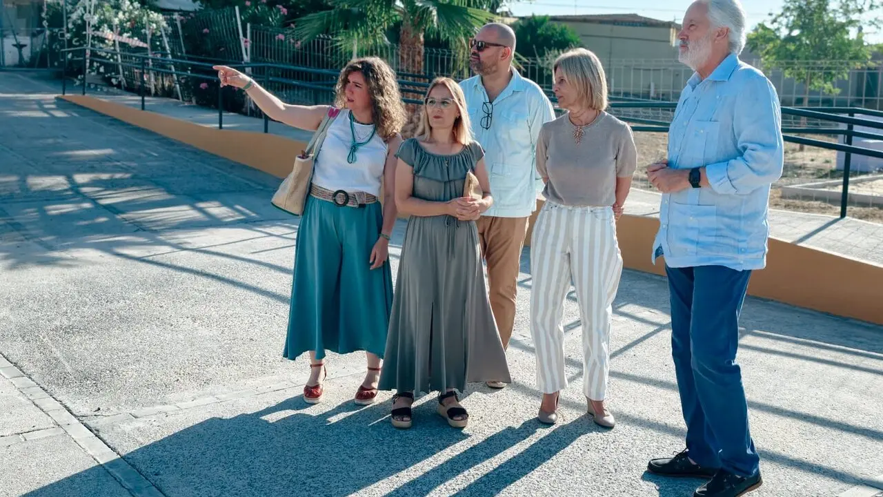  Bello y Garc&iacute;a Pelayo han visitado esta ma&ntilde;ana las obras en La Corta. |  dipucadiz.es 