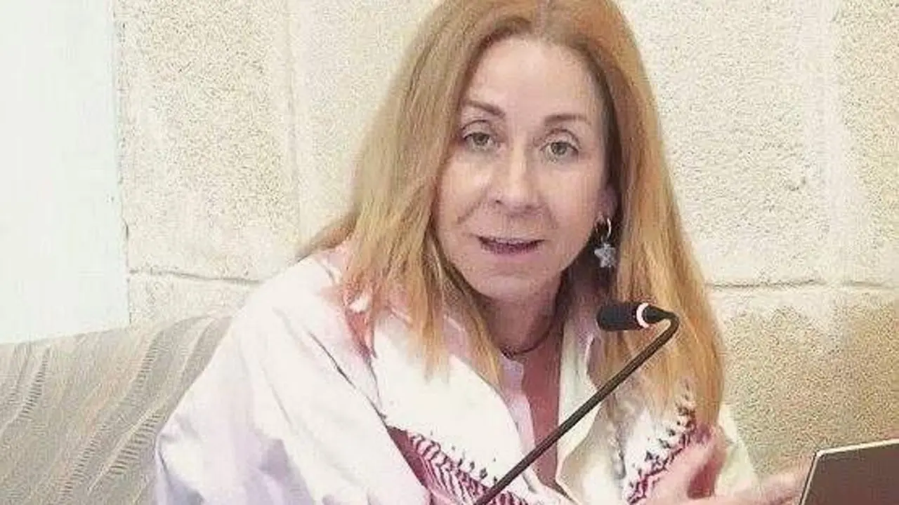  Teresa Chamizo, concejal de Ganemos Jerez en el Pleno municipal. | Viva Jerez. 