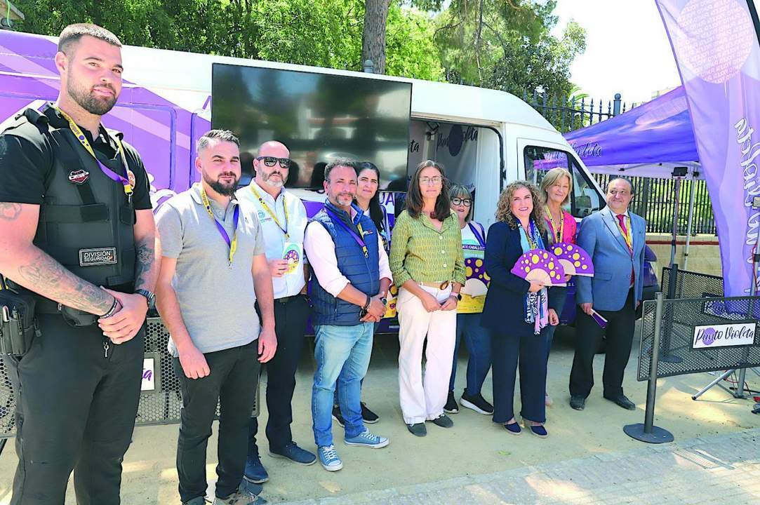 Visita al Punto Violeta - jerez.es