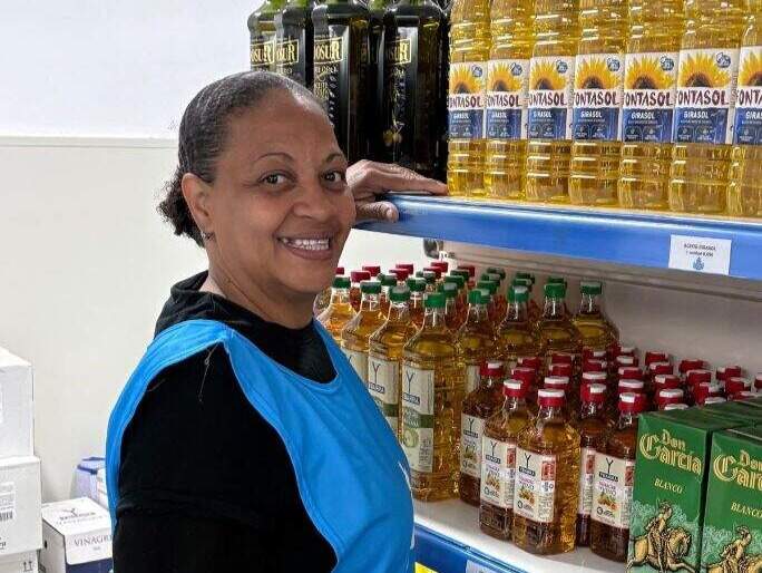Annia, natural de Cuba y de 47 años | Viva