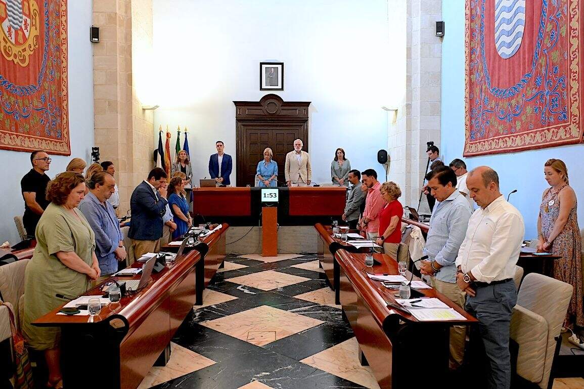 Minuto de silencio en el Pleno de este viernes | Jerez.es